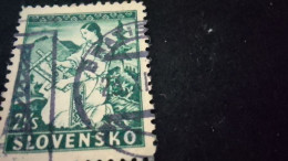 SLOVAKYA-    1939-45 --     2    KS           DAMGALI - Used Stamps