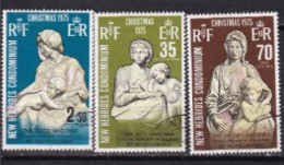 NOUVELLES HEBRIDES Dispersion D'une Collection Oblitéré Et Mlh  1975 - Used Stamps