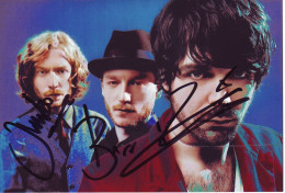 Biffy Clyro (11x17cm)   Original Dedicated Photo - Singers & Musicians