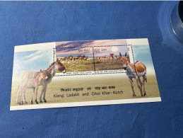 India 2013 Michel Block 114 Wildesel MBH - Unused Stamps