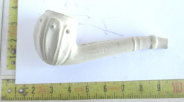 LADE  12 - PETIT TUYAU - KLEINE PIJP - 7.50 CM - Pipe In Terra E Porcellana