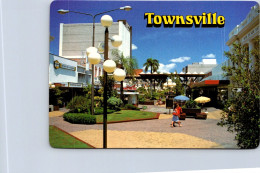 5-3-2024 (2 Y 11) Australia - QLD - City Of Townsville  (2 Postcards) - Sunshine Coast