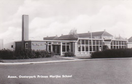 2850	45	Assen, Oosterpark Prinses Marijke School (Mooie Foto Kaart) - Assen