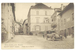 Cpa Isère - Saint Chef - Place De La Halle ( Automobile Renault ) - Saint-Chef