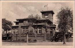 Lützen , Ledigenheim Gauschule (3.Reich Fahne , Svastika) (Ungebraucht) - Lützen