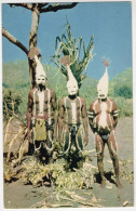 Australian Aborigine Dressed For A Corroboree In Arnhem Land - Aborigènes