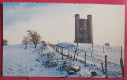 Visuel Pas Très Courant - Angleterre - Broadway Tower - Sonstige & Ohne Zuordnung