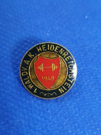 Pin Badge  Weightlifting Club 1. Waldv Heidenreichstein 1948 Austria - Halterofilia