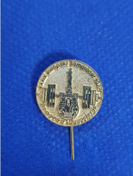 Pin XXXIX Weightlifting European Championship 1980 Belgrade Yugoslavia Pin Badge - Weightlifting