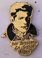 Pin S JEAN GABIN - Celebrities