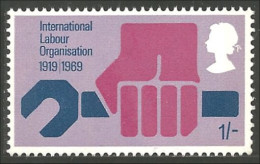 420 G-B 1969 ILO BIT 50th Anniv. Labour Travail MNH ** Neuf SC (GB-37a) - Neufs