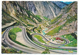 CPSM Dentelée 10.5 X 15 Suisse La Route Du SAINT GOTHARD Au Dessus De Göschenen  La Route En Lacets - Göschenen