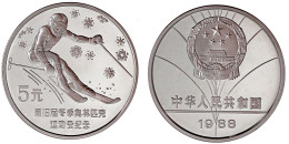 5 Yuan Silber 1988. Olympiade Calgary, Abfahrtsläufer. In Kapsel. Polierte Platte. Krause/Mishler 201. Schön 169. - Chine