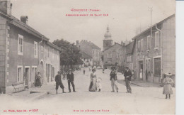 VOSGES - CORCIEUX - Rue De L'Hôtel De Ville  ( - Belle Animation ) - Corcieux