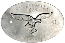 Ovale Alu-Plakette 1942. Fliegerhorst Adlershof (Berlin). 90 X 60 Mm. Vorzüglich/Stempelglanz - Autres & Non Classés