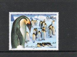 BIRDS - TAAF - 2003- EMPEROR PENGUINS  MINT NEVER HINGED, SG CAT £6.25 - Pingouins & Manchots