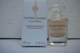 YVES ROCHER " SECRETS D'ESSENCES: TENDRE JASMIN : "  MINI EDP 5 ML  LIRE ET VOIR ::!! - Miniatures Femmes (avec Boite)