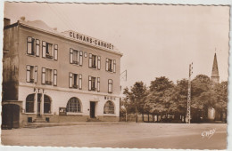 CLOHARS CARNOET  LA MAIRIE ET LE CLOCHER DE L EGLISE - Clohars-Carnoët