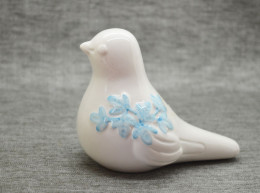 Vintage Porcelain Bird - Ghezel (RUS)