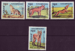 Asie - Kampuchea - Loups - 4 Timbres Différents - 6807 - Kampuchea