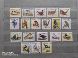 Australia	Birds (F83) - Mint Stamps