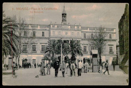 BADAJOZ - Plaza De La Constitución.( Editión La Luz  Nº 9 - Fot. Bienvenido)  Carte Postale - Badajoz