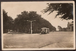 Den Helder - Stationsplein Met Oldtimer Taxibusjes - 1931 - Den Helder