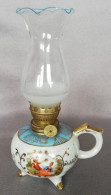 Petite Lampe à Huile Avec Support En Porcelaine - Autres & Non Classés