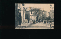 CPA- 83 - Tavernes - Place Des Jardins - Carte écrite - Tavernes