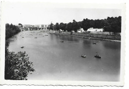 RIO PISUERGA Y AL FONDO, PUENTE MAYOR / THE PISUERGA RIVER AND INBRACKGROUND MAIN BRIDGE.-  VALLADOLID.- (ESPAÑA) - Valladolid