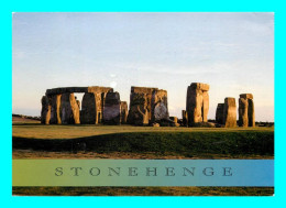 A946 / 077 STONEHENGE - Stonehenge