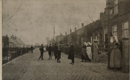 Ierseke (Yerseke) Vroege Grootformaat // Damstraat (Veel Volk) 1904 AANGESNEDEN! - Yerseke