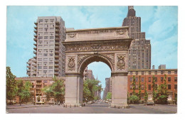 UNITED STATES // NEW YORK CITY // THE VICTORY ARCH // WASHINGTON SQUARE // 1960 - Places