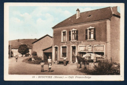 55. Environs De Montmédy. Ecouviez. Café Franco-Belge. Enfants Et Client Du Café. - Montmedy