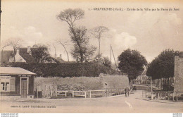 59 GRAVELINES ENTREE DE LA VILLE PAR LA PORTE DU PORT - Gravelines