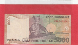 BANK INDONESIA   .  5.000 RUPIAH .  2002  .  N°  EIL045904  .  2 SCANNES - Indonésie