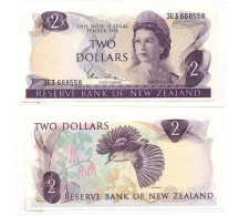 New Zealand Two (1) Dollars QEII ND 1967-1981 Hardie Sign P-164 UNC - New Zealand