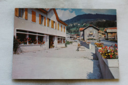 Cpm, Saint Jean De Sixt, L'école, Au Fond Le Danay, Haute Savoie 74 - Saint-Jean-de-Sixt