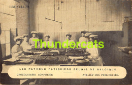 CPA LES PATRONS PATISSIERS REUNIS DE BELGIQUE BRUXELLES CHOCOLAT CHOCOLATERIE CONFISERIE  - Ambachten