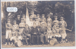 SAINT-JULIEN-LES-VILLAS- CARTE-PHOTO- GROUPE DE JEUNES MUSICIENS DIRIGE PAR L ABBE PETEL - Otros & Sin Clasificación