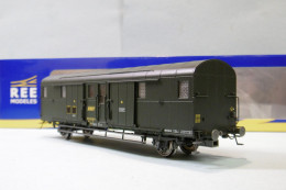 REE - Fourgon OCEM 32 Sud-Ouest SNCF Sans Feux ép. IV Réf. VB-334 Neuf NBO HO 1/87 - Coches De Viaje