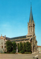 Château Salins - La Place De L'église Saint Jean - Chateau Salins