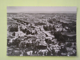 ROUSSILLON (38/Isère) - Centre Du Village, Maisons & Champs, Eglise - Roussillon