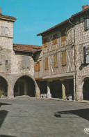 # 81140 CASTELNAU DE MONTMIRAL / PLACE Des ARCADES En 1985 - Castelnau De Montmirail