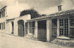 France Ile D'Oleron Saint Pierre Les Maisons Des Aieules De Pierre Loti - Saint-Pierre-d'Oleron