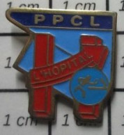 713B Pin's Pins / Beau Et Rare / SPORTS / TENNIS DE TABLE CLUB TTC PING PONG L'HOPITAL - Tischtennis