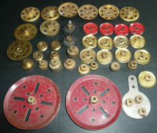 Rare Lot D'anciennes Pièces MECCANO Poulies Et Engrenages - Meccano