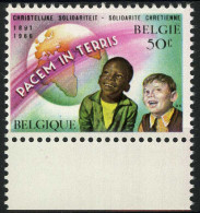 België 1360-V1 ** - Punt Op U Van Belgique - Point Sur Le U De Belgique - Cote: € 7,00 - 1961-1990