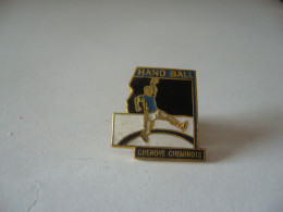 PIN'S PINS PIN PIN’s ピンバッジ HAND BALL CHENOVE CHEMINOTS 21 COTE D'OR - Handbal