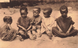 CONGO BELGE - Groupe D'enfants Dans Le Sable - Animé - Carte Postale Ancienne - Congo Belge
